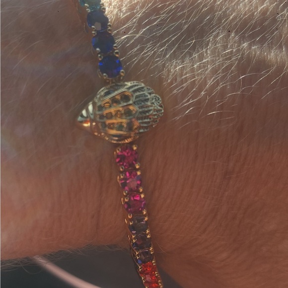 Kurt Geiger London Rainbow Crystal Eagle Tennis Bracelet Gold Tone NWT - Picture 3 of 11